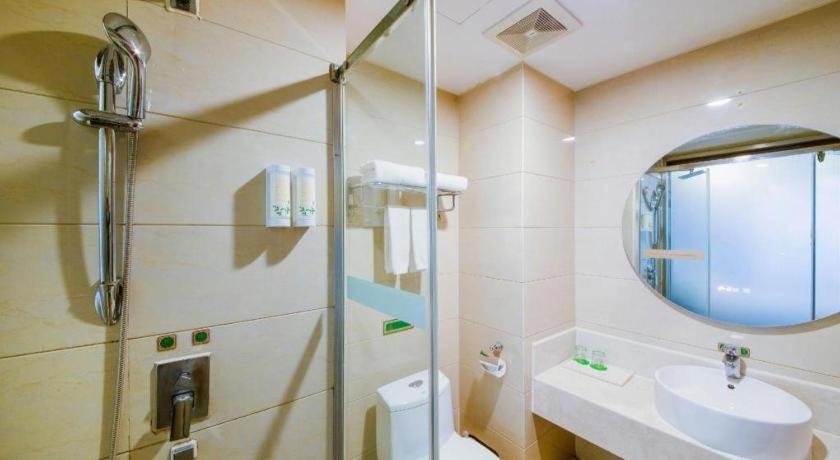 Hotel Vienna International Hongqiao Expo Center Caohejing 4*