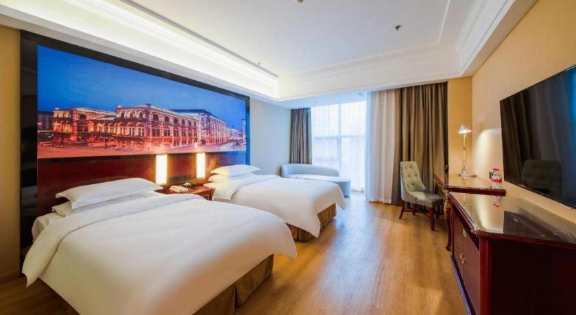 Vienna International Hongqiao Expo Center Caohejing 4*
