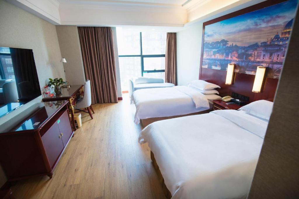 Vienna International Hongqiao Expo Center Caohejing